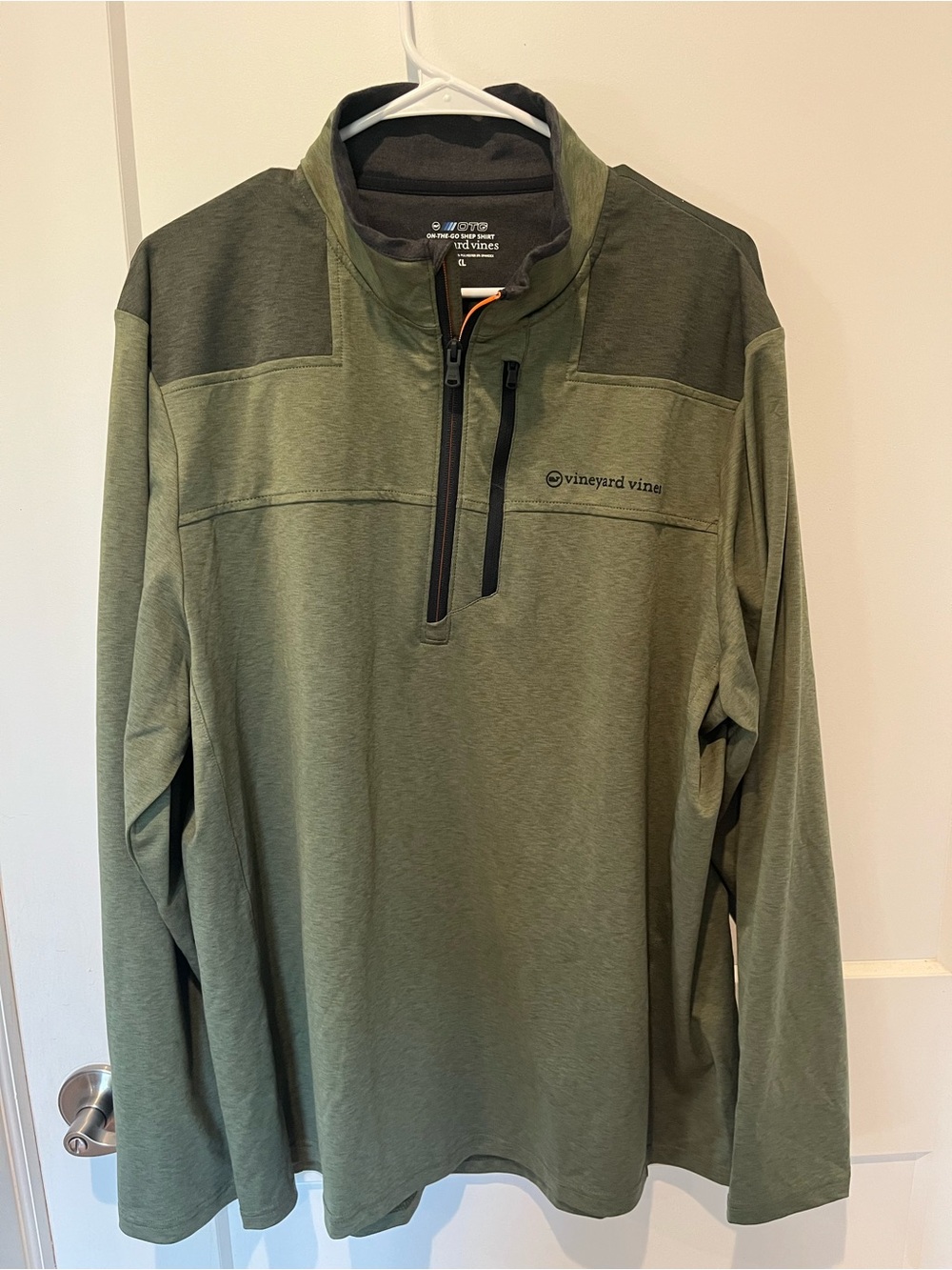 Vineyard Vines Olive Green Lightweight On the Go Shep 1/4 zip XL